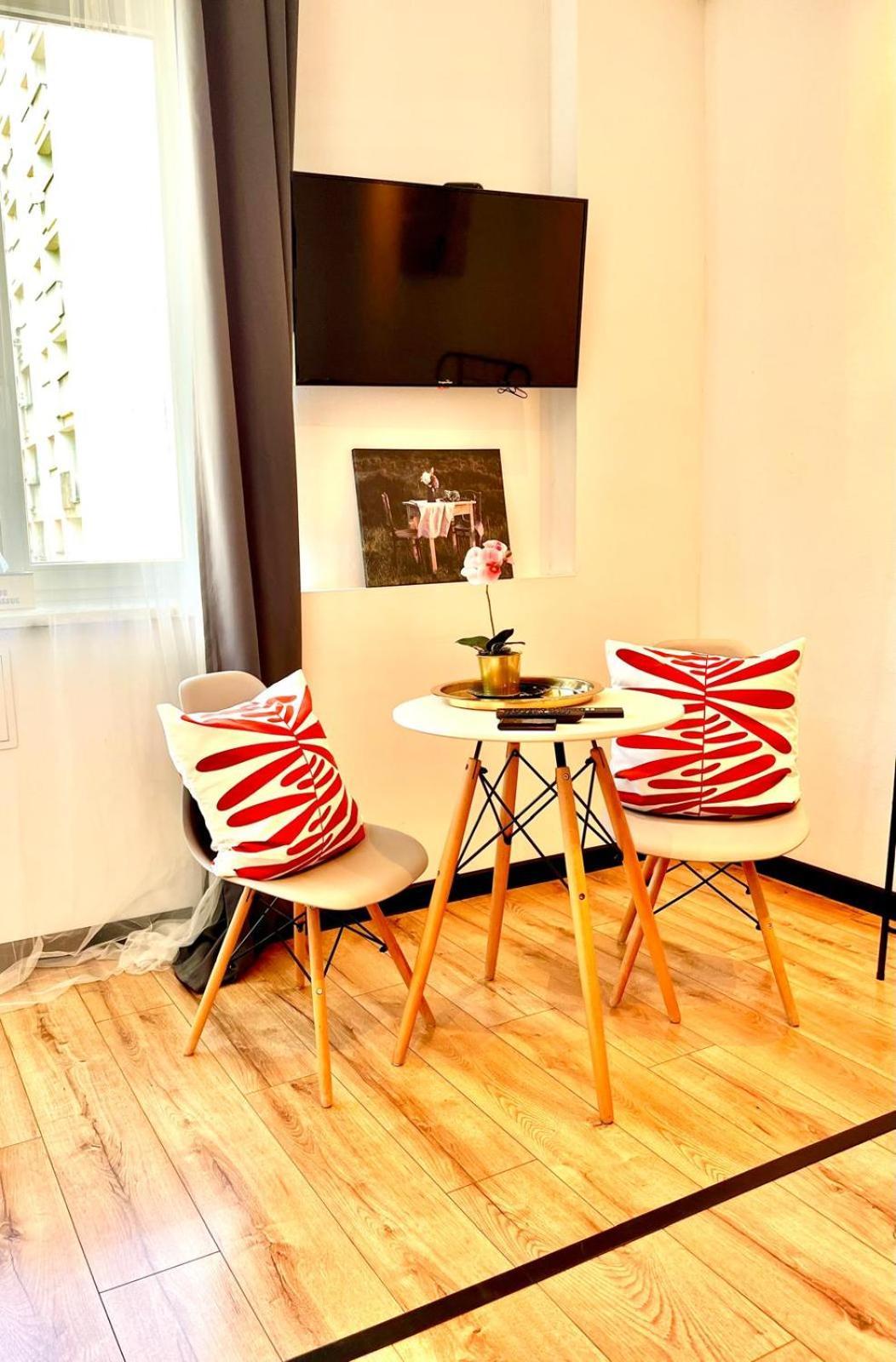 Nice 1Room Condo Warszawacenter Екстер'єр фото
